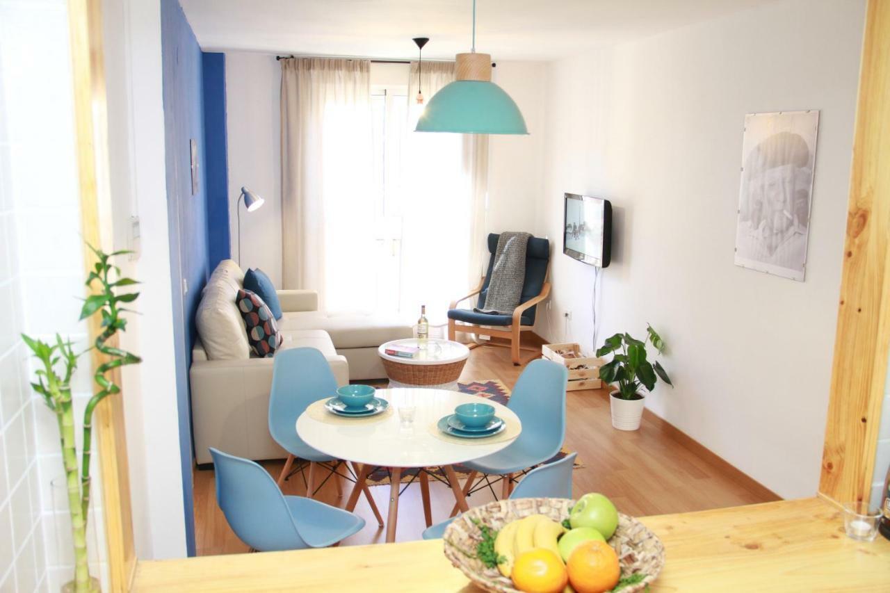 Cozy & Bright Apartment มาลากา ภายนอก รูปภาพ