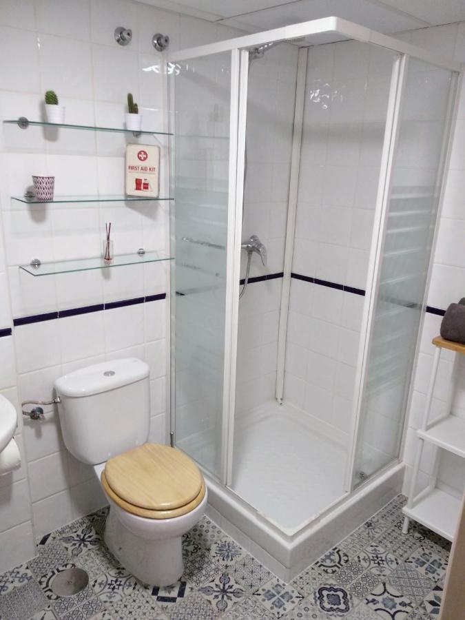 Cozy & Bright Apartment มาลากา ภายนอก รูปภาพ